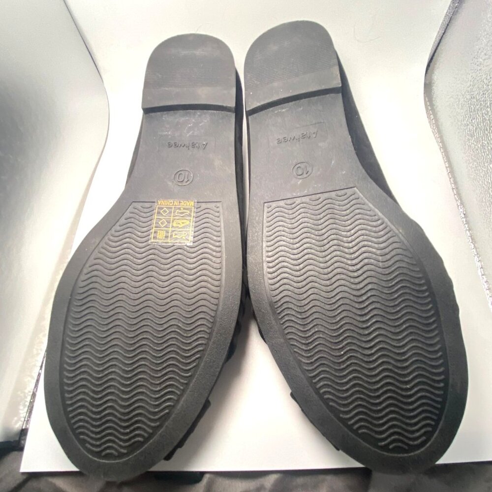 All Black Womens Flats With Crisscross Design By Ataiwee - Picture 4 of 4
